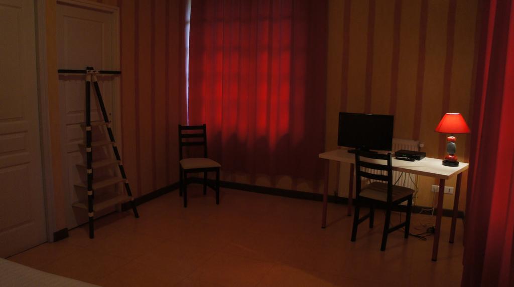 Le Natural Hotel Selongey Quarto foto
